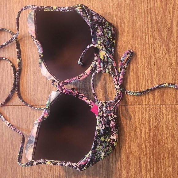 Victoria's Secret Swim Bikini size 34B - Picture 3 of 4